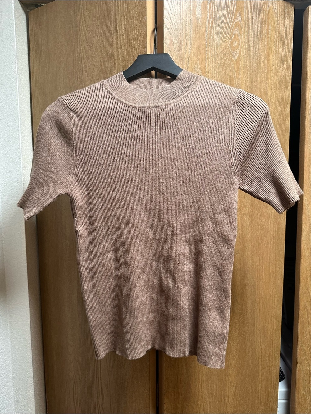 Ivy City Co Brown Ribbed Short Sleeve Knit Top